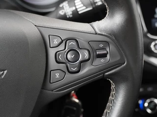 Opel Astra Opel Astra 1.4 Innovation 150PK 5-d - 17 inch LM velgen - Climate control - Cruise control - Afn. trekhaak - 12 maanden garantie - afbeelding nr 32