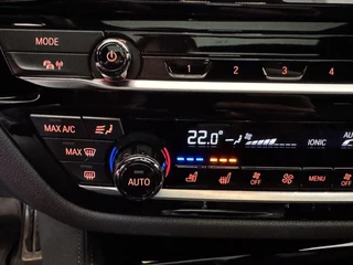 BMW 5 Serie BMW 5 Serie 530e xDrive M-Sport iPerformance High Executive Schuifdak Headup Harman Kardon Trekhaak - afbeelding nr 13