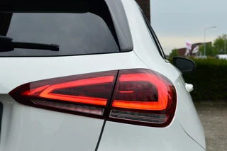 Mercedes-Benz A-Klasse Rijklaarprijs-Garantie Led Navigatie Sfeerverlichting Sport Interieur - afbeelding nr 8
