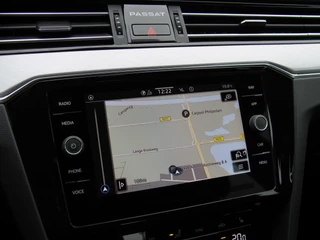 Volkswagen Passat Volkswagen Passat Variant 1.4 TSI PHEV GTE 218pk | Matrix LED | Camera - afbeelding nr 9