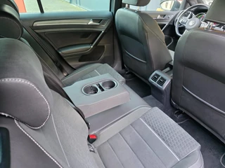 Volkswagen Golf Volkswagen Golf 1.4 TSI PHEV GTE | PANO / ACC / LED / CARPLAY / CAMERA / P.SENSOR V+A / LEDER-ALCANTARA / STOELVERW. / LANE ASS ! - afbeelding nr 36
