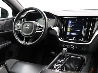 Volvo V60 Volvo V60 T8 PLUG-IN HYBRID AWD R-DESIGN HARMAN KARDON CAMERA DAB+ - afbeelding nr 8