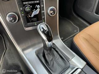 Volvo XC60 Volvo XC60 2.0 D4 | Grijs kenteken | 1800 kg trekgewicht | Stoelverwarming | - afbeelding nr 19