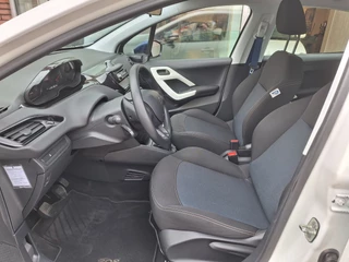 Peugeot 208 Peugeot 208 1.0 VTi LIKE 5Drs /Airco/Cruise/Garantie - afbeelding nr 13