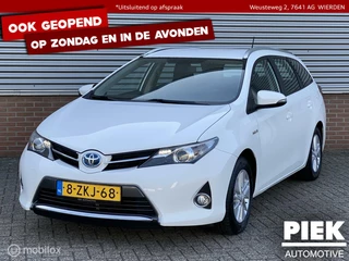 Toyota Auris - 231329590-0