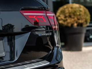 Volkswagen Tiguan Volkswagen Tiguan 1.4 TSI eHybrid R-Line|PANO|ACC|TREKHAAK - afbeelding nr 43