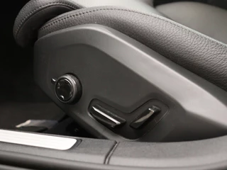 Volvo V60 Volvo V60 T6 PLUG-IN HYBRID ULTRA DARK SCHUIFDAK FULL-LED HEAD-UP DISPLAY - afbeelding nr 13