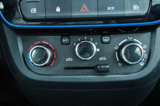 Dacia Spring Dacia Spring Comfort Plus 27 kWh|CCS|Navi|Camera|Leer|Airco - afbeelding nr 19