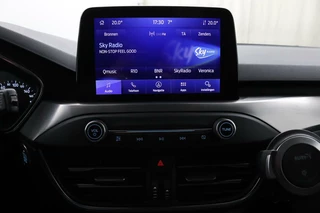 Ford Focus Ford Focus Wagon 1.0 EcoBoost Titanium Business | Carplay| Lane - afbeelding nr 28