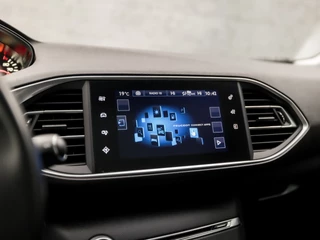Peugeot 308 Automaat (PANORAMADAK, NAVIGATIE, LED KOPLAMPEN, CLIMATE, SPORTSTOELEN, GETINT GLAS, PARKEERSENSOREN, NIEUWE APK, NIEUWSTAAT) - afbeelding nr 26