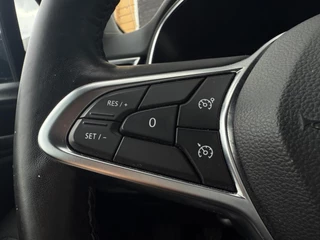 Renault Clio Renault Clio 100 TCe Intens, Stoel- en stuurverwarming, Parkeercamera, Apple CarPlay, Trekhaak, Parkeersensoren v/a - afbeelding nr 12