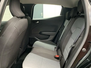 Renault Clio Renault Clio 1.0 TCe 90 Autom Led Cruise Carplay Camera 2024 Eerste Eigenaar Fabrieksgarantie Vol Opties Nieuwstaat 2004 KM Gereden - afbeelding nr 14