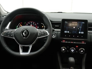 Renault Captur / CAMERA / NAVI / 18