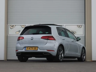 Volkswagen Golf Volkswagen Golf 1.4 TSI 150PK Highline 3x R-line Panoramadak - afbeelding nr 2