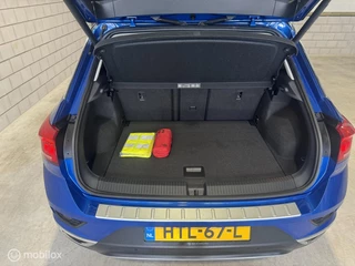 Volkswagen T-Roc Volkswagen T-Roc 1.5 TSI Style Business PANO, ACC, STANDkACH - afbeelding nr 32