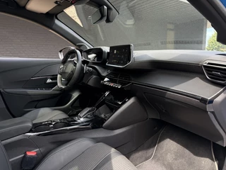 Peugeot 208 Peugeot 208 1.2 PureTech GT // Automaat // Panoramadak // - afbeelding nr 14