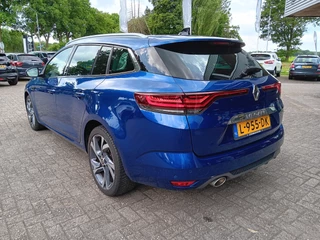 Renault Mégane Estate Renault Mégane Estate 1.3 TCe R.S. Line|AUTOMAAT|HEAD UP|ADAPT CR|LANE ASSIST|STOELVERW|ZEER MOOI - afbeelding nr 4