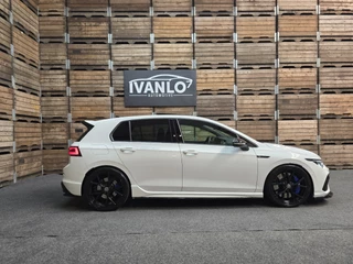 Volkswagen Golf Volkswagen Golf 2.0 TSI R 4Motion AKRAPOVIC DRIFT Eventuri HUD Maxton Design IQ Led H&K - afbeelding nr 25