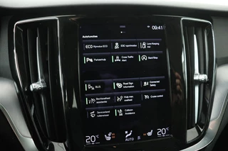 Volvo V60 Volvo V60 2.0 B3 Momentum | Leder |  Stoel & stuurverwarming | Carplay | Adaptive cruise | BLIS | Navigatie | Full LED | DAB - afbeelding nr 15