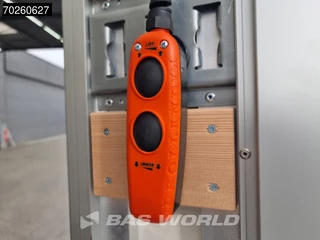 Iveco Daily Iveco Daily 35S21 3.0L Automaat NIEUW MODEL Laadklep Zijdeur ACC CarPlay Lat om Lat Bakwagen Meubelbak Koffer 21m3 Airco - afbeelding nr 19