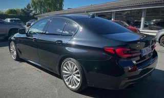 BMW 5 Serie BMW 5 Serie 545e 394Pk X Drive M-Sport Plug in Hybrid HUD Laser Luchtvering Soft close - afbeelding nr 10