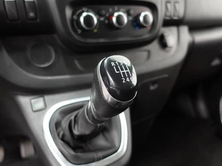 Renault Trafic Renault Trafic Passenger 2.0 dCi 120 L2H1 9 Persoons Airco Bluetooth  Led  Parkeersensoren - afbeelding nr 16