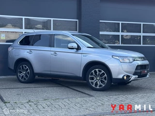 Mitsubishi Outlander Mitsubishi Outlander 2.0 PHEV Executive Edition NAP DEALER ONDERHOUDEN ZEER NETTE WAGEN - afbeelding nr 10