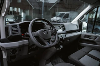 Volkswagen Crafter Volkswagen Crafter 35 2.0 TDI 177PK L4 Open laadbak Airco | Cruise control | 3-zits | LxBxH 430x203x40 cm | - afbeelding nr 17
