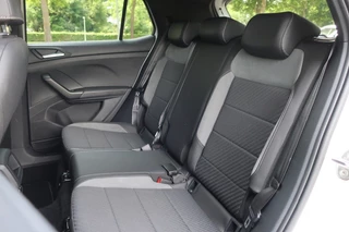 Volkswagen T-Cross Volkswagen T-Cross 1.0 TSI R-LINE, Apple Carplay/ Android Auto, PDC Rondom, etc. - afbeelding nr 16