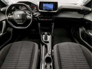 Peugeot 2008 Automaat (APPLE CARPLAY, NAVIGATIE, STOELVERWARMING, 360 CAMERA, LED KOPLAMPEN, SPORTSTOELEN, DAB+, LANE ASSIST, NIEUWE APK, NIEUWSTAAT) - afbeelding nr 6