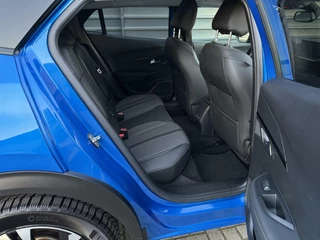 Peugeot e-2008 Peugeot e-2008 EV Allure Pack 50 kWh SOH 99% 360 Camera Navi - afbeelding nr 17