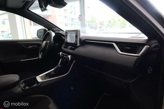 Toyota RAV4 Toyota RAV4 2.5 Hybrid Active Bi-Tone Pano Navi Carplay - afbeelding nr 17