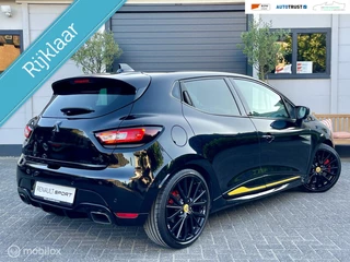 Renault Clio Renault Clio 220pk R.S. Trophy RS18|RIJKLAAR|BOSE|LEER|NR299 - afbeelding nr 2