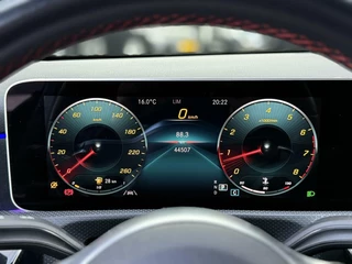 Mercedes-Benz A-Klasse Mercedes A-klasse 220 AMG A45 Pakket | Ambient | Camera | - afbeelding nr 33
