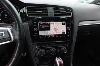 Volkswagen Golf Volkswagen Golf 2.0 TSI GTI TCR / Akrapovic / Panoramadak / Camera / 19'' / Leder / Navigatie / Keyless / Dynaudio / Dodehoek / Stoelverwarming / DAB / ACC - afbeelding nr 20