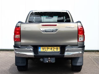 Toyota Hilux Toyota Hilux 2.8 D-4D XtraCab Professional Premium | Automaat | 3500 KG Trekg - afbeelding nr 4
