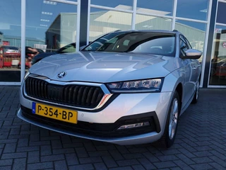 Škoda Octavia Skoda Octavia Combi 1.0 e-TSI Business Edition|Trekhaak|Stuurwielverwarming| Android auto |Apple Carplay| - afbeelding nr 2