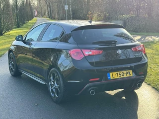 Alfa Romeo Giulietta Alfa Romeo Giulietta 1.750 TBI Veloce, 240pk, kuipstoelen!! - afbeelding nr 26