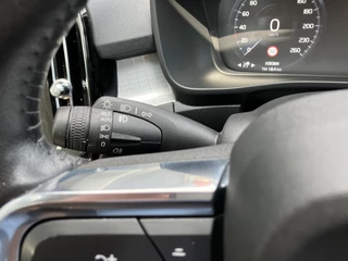 Volvo XC40 Volvo XC40 1.5 T5 Recharge Business Pro 262 pk AUT. | 1e eigenaar | dealer onderhouden | navigatie | trekhaak | leder interieur - afbeelding nr 31