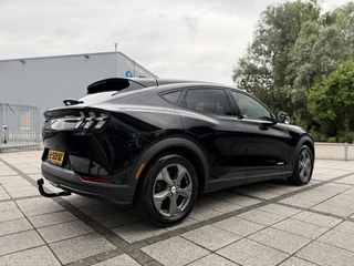 Ford Mustang Mach-E Ford Mustang Mach-E 75kWh | Trekhaak | Bang & Olufssen | 360 Camera | Panorama | - afbeelding nr 6