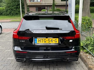 Volvo V60 Volvo V60 2.0 T6 Recharge AWD R-Design R-Design/Airco/Lichtmetalen velgen/Stoelverw. - afbeelding nr 39
