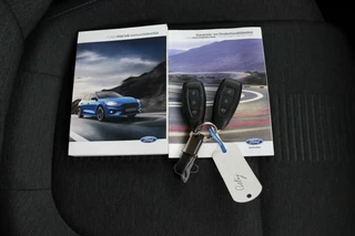 Ford Focus Ford Focus 1.0 EcoBoost Active 125 PK Automaat | Camera | Stoel- en stuurverwarming | - afbeelding nr 44