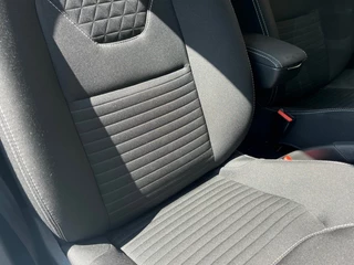 Renault Clio Renault Clio TCe 90 LIMITED NAVI/CRUISE/PDC/LMV/NL-AUTO /1e EIGENAAR - afbeelding nr 37