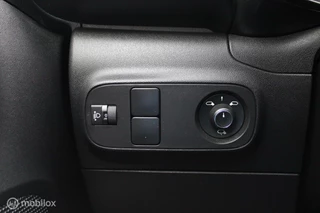 Citroën C3 Citroen C3 1.2 PureTech Feel, Pdc, App connect, Cruise, Airco, Navi. - afbeelding nr 31