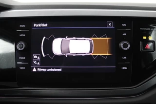 Volkswagen Polo Volkswagen Polo 1.0 TSI Highline (PARKEERSENSOREN, CRUISE ADAPTIEF, NAVIGATIE, CARPLAY, AUTOMAAT, DIGITAAL DASHBOARD, NL-AUTO) - afbeelding nr 19