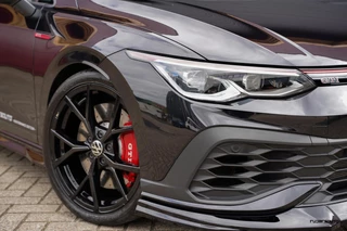 Volkswagen Golf Volkswagen Golf 8 GTI Clubsport | Pano | Matrix IQ | Alcantara | ACC | Rijdersauto Edition | Deep Black Pearl | Fabrieksgar. 2027 - afbeelding nr 21