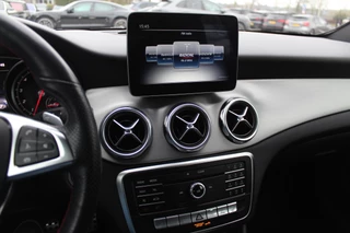 Mercedes-Benz GLA Mercedes-Benz GLA 180 Business Solution AMG / Camera / Apple CarPlay / Half leder / 19'' / Navigatie / Stoelverwarming / Cruise Control - afbeelding nr 19