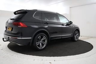 Volkswagen Tiguan Allspace Volkswagen Tiguan Allspace 1.5 TSI Highline Business R Platinum, Panorama, Virtual, Trekhaak, 5 Persoons - afbeelding nr 3