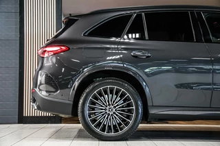 Mercedes-Benz GLC Mercedes GLC-klasse 300e 4MATIC AMG Line|Pano|Leder|Night - afbeelding nr 15