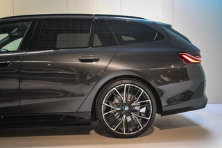 BMW 5 Serie BMW 5-serie Touring 530e PANO | TREKH | HUD - afbeelding nr 19